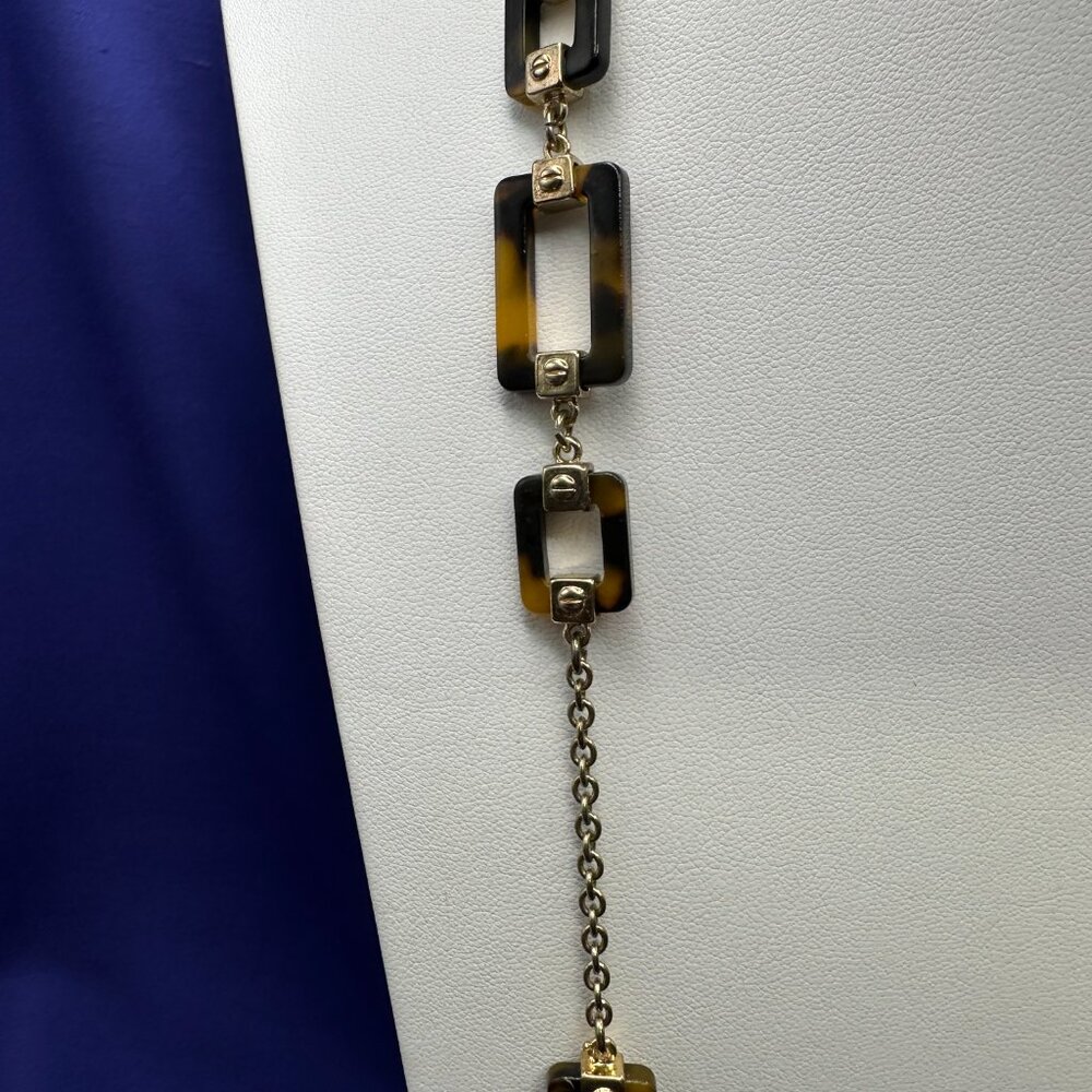 Ralph Lauren Tortoise and Silver Chain Necklace - Picture 11 of 14